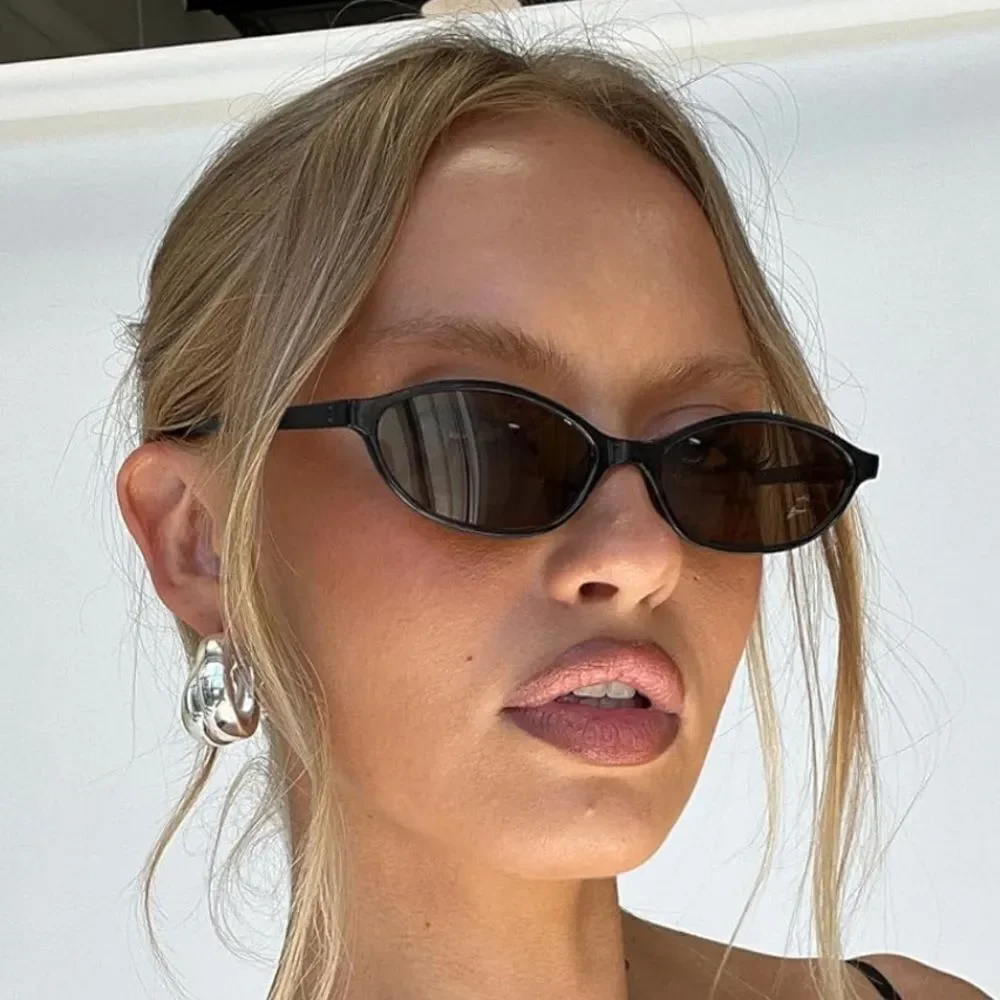 New retro oval sunglasses